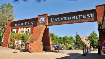 Üniversite Tercihi Yapacaklara Büyük Fırsat! Aylık 25 Bin TL’ye Kadar Burs Desteği Verilecek